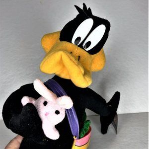 Vintage DAFFY DUCK "Plushie" Easter Bunny*Carrots 17" Warner Bros®© NANCO® 2002